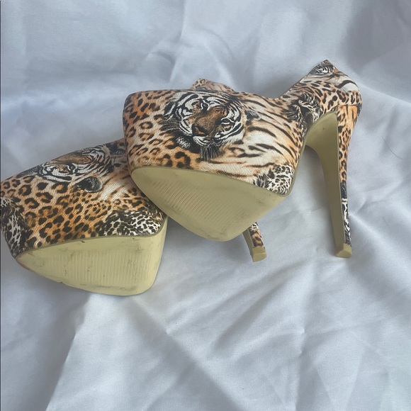 Leopard Print platform High Heels - Picture 3 of 3